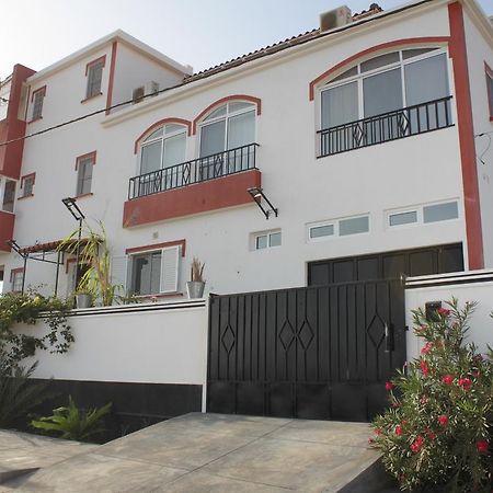 Bed and Breakfast Yria Residencial Porto Novo Exterior foto