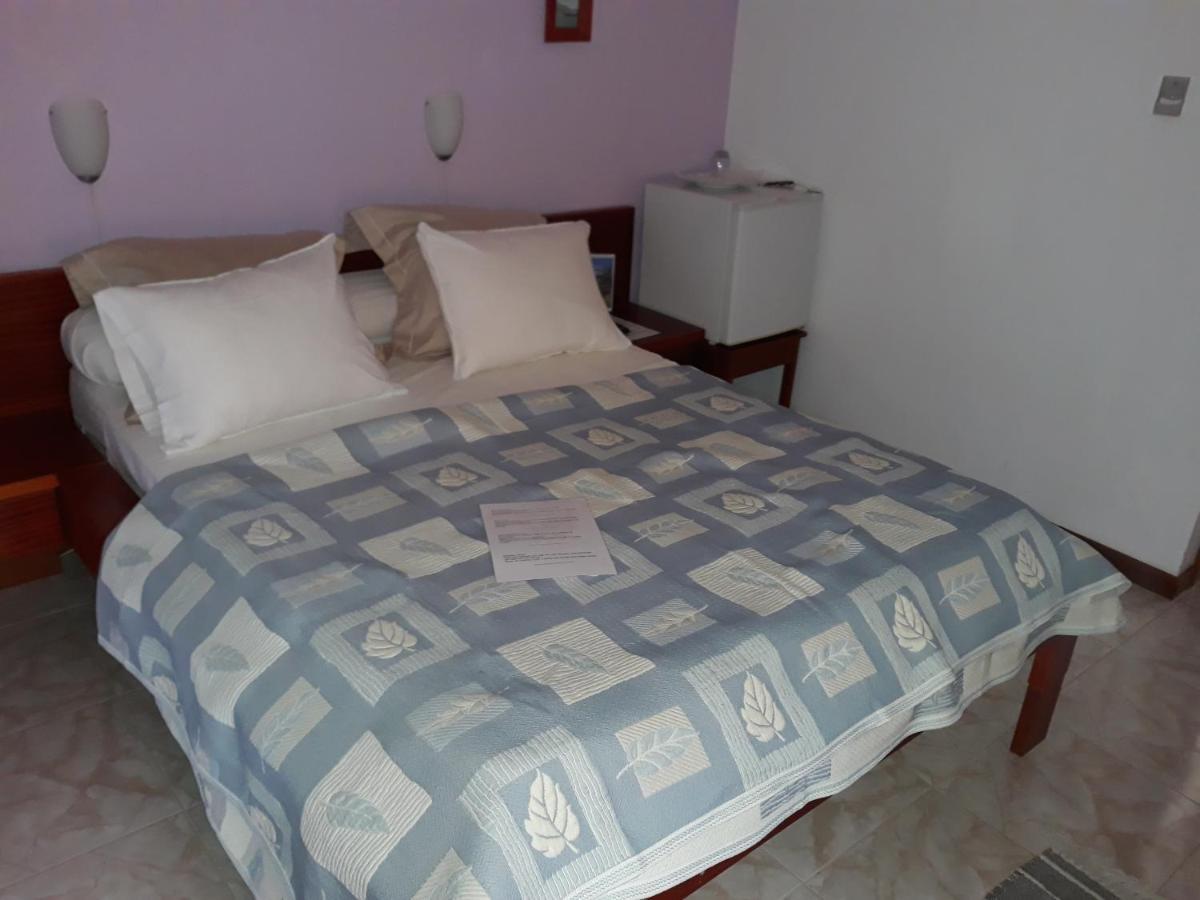 Bed and Breakfast Yria Residencial Porto Novo Exterior foto