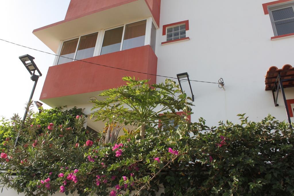 Bed and Breakfast Yria Residencial Porto Novo Exterior foto